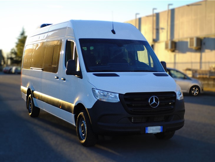 Mercedes Sprinter Komby Passo Lungo 9 Posti