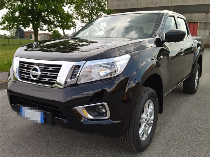 Pick-Up Nissan Navara Doppia Cabina